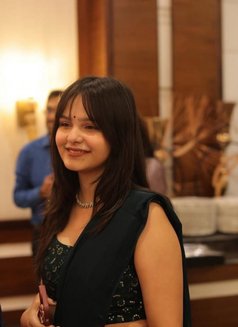 Diya - escort in Kolkata Photo 4 of 8