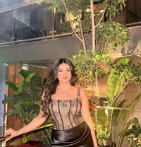 Diya - escort in Mumbai Photo 1 of 5