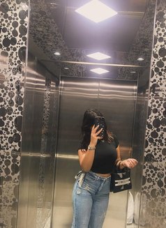 Diya - escort in New Delhi Photo 2 of 3