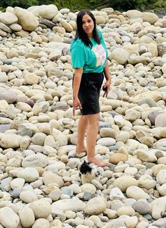 Diya - escort in New Delhi Photo 5 of 5