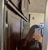 Diya - escort in New Delhi