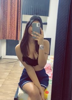 Diya - escort in New Delhi Photo 2 of 2