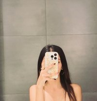 Diya - puta in Noida