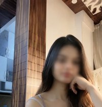 Diya - escort in Noida