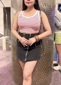 Diya - puta in Varanasi Photo 4 of 11