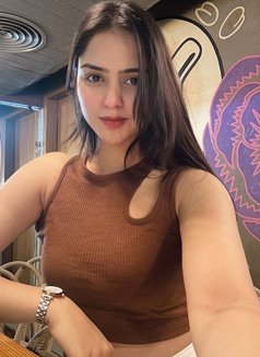 Diya Indian - escort in Abu Dhabi Photo 4 of 5