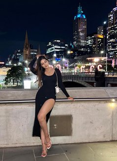 Diya Indian Model - escort in Abu Dhabi Photo 1 of 4