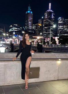 Diya Indian Model - escort in Abu Dhabi Photo 3 of 4