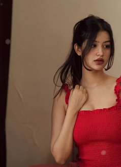 Divya Indian Model - escort in Dubai Photo 4 of 5