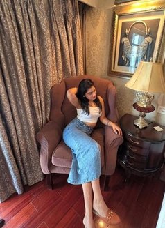 Diya - escort in Kathmandu Photo 2 of 3