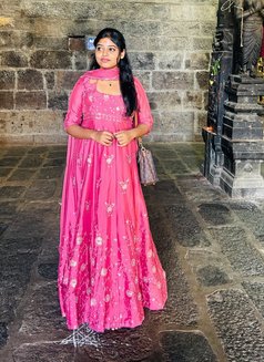 Diya Rao - escort in Coimbatore Photo 3 of 3