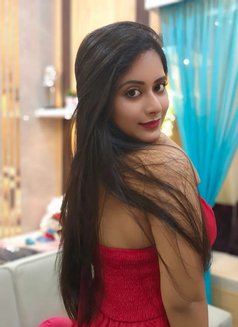Diya Rao - escort in New Delhi Photo 3 of 6