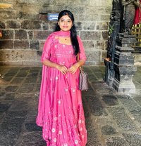 Diya Rao - puta in Thiruvananthapuram