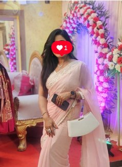 Diya Real Meet and Cam - escort in New Delhi Photo 4 of 5