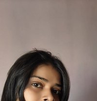 Diya Real Meet √Cam Session - escort in Mumbai