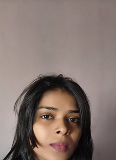 Diya Real Meet √Cam Session - escort in Mumbai Photo 5 of 5