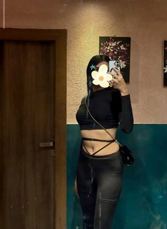꧁☆♧ Diya Real Meet √Cam Session☆꧂ - escort in Mumbai Photo 1 of 6