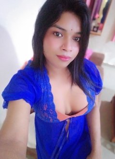 Diya Roy Last day in - Transsexual escort in Bangalore Photo 25 of 27