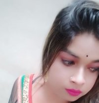 Diya Roy video call service available - Transsexual escort in Ahmedabad