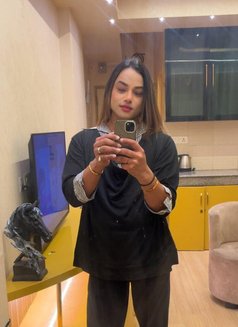 Diya Sexy - Acompañantes transexual in Mumbai Photo 5 of 7