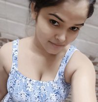 Diya Sharma Cam Show real meet Available - puta in Mumbai