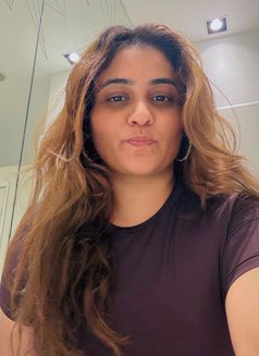 Diya Soni - escort in Dubai Photo 3 of 4