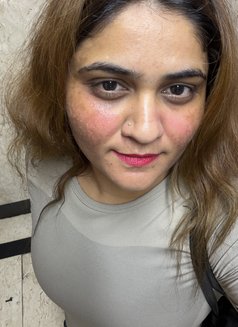 Diya Soni - puta in Dubai Photo 4 of 5