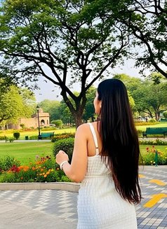 Diya: Your Sensual Escape in Delhi - puta in New Delhi Photo 5 of 5
