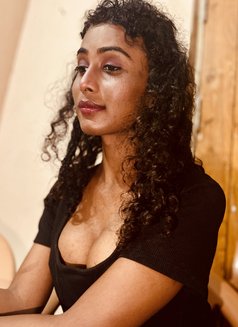 Diyaa - Acompañantes transexual in Hyderabad Photo 3 of 3