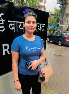 Diyajee - escort in Bangalore Photo 1 of 3
