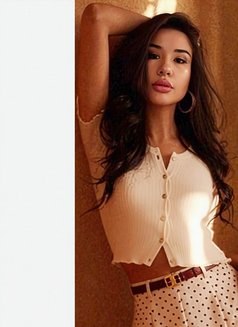 Diyana - escort in İstanbul Photo 3 of 3