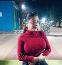 Diyasha - Transsexual escort in Bangalore