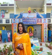 Diyasha - Transsexual escort in Bangalore