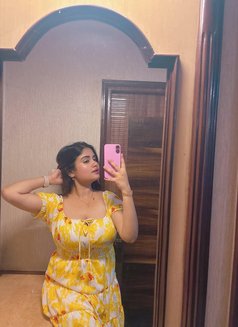 Diyavarma - puta in Pondicherry Photo 4 of 4