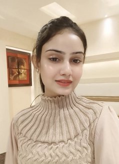 Neha - escort in Maldives Photo 2 of 3