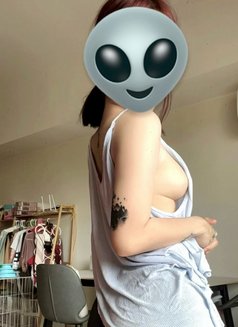 dj🧚‍♀️. - escort in Makati City Photo 2 of 4