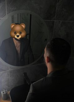 Djamal - Male escort in Jeddah Photo 5 of 6