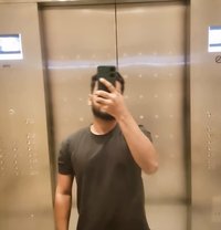Do You Wanna Cum? Drop a Msg - Male escort in Colombo