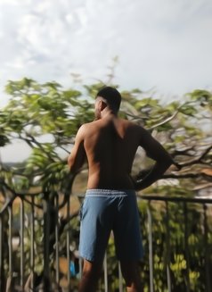 Do You Wanna Cum? Drop a Msg - Male escort in Colombo Photo 6 of 6