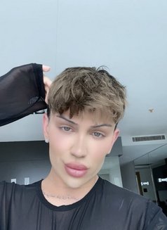 🇺🇦Doa🇹🇷 - Transsexual escort in Jeddah Photo 2 of 6