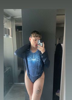 Doays - Transsexual escort in Dammam Photo 4 of 6
