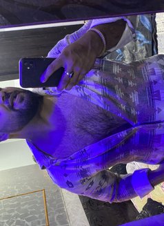 Doctor - Male escort in Noida Photo 2 of 2