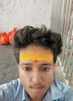 Doctor - Male escort in Lucknow Photo 3 of 3