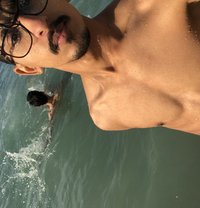 Doctor - Acompañantes masculino in Dubai