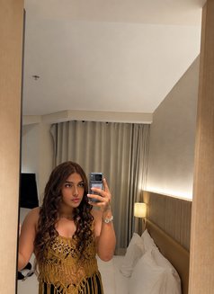 Dodi Queen Huge Dick🇰🇼🇱🇧 - Acompañantes transexual in Dubai Photo 4 of 6