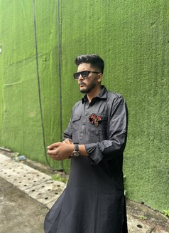 Dodo - Male escort in Mumbai Photo 1 of 1