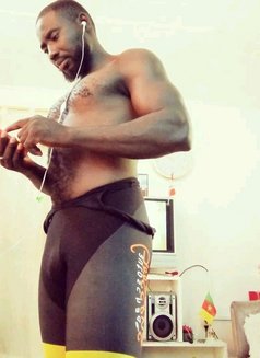 Dodu - Male escort in Dubai Photo 1 of 1