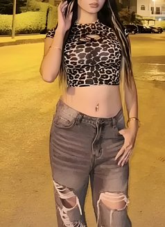 Dody - escort in Cairo Photo 1 of 7