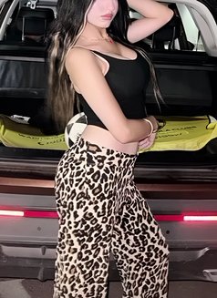 Dody - escort in Cairo Photo 2 of 7