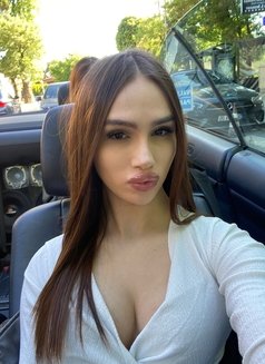 Doğa - Transsexual escort in İstanbul Photo 1 of 9